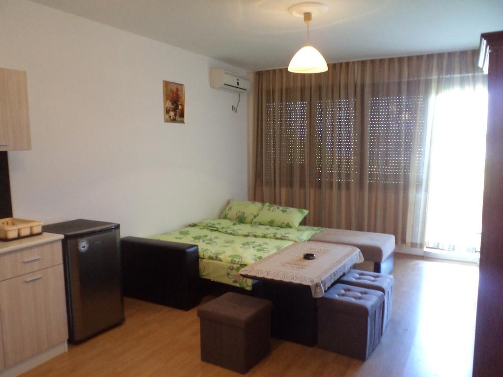 Apartments In Sunny Hill 3 Guest House Sozopol Ruang foto