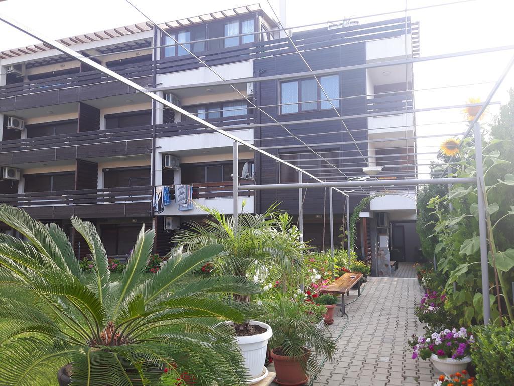 Apartments In Sunny Hill 3 Guest House Sozopol Bagian luar foto